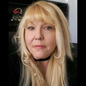 Meet your Posher, Karen